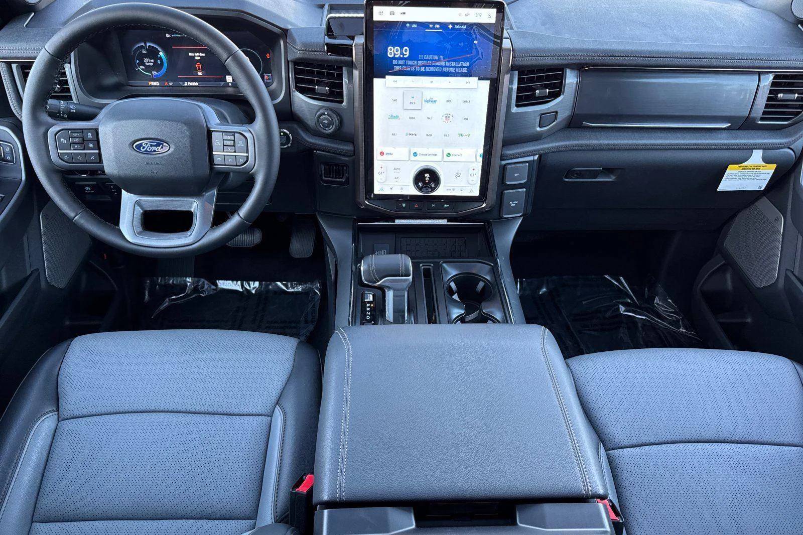 2025 Ford F-150 Lightning Lariat - Photo 15