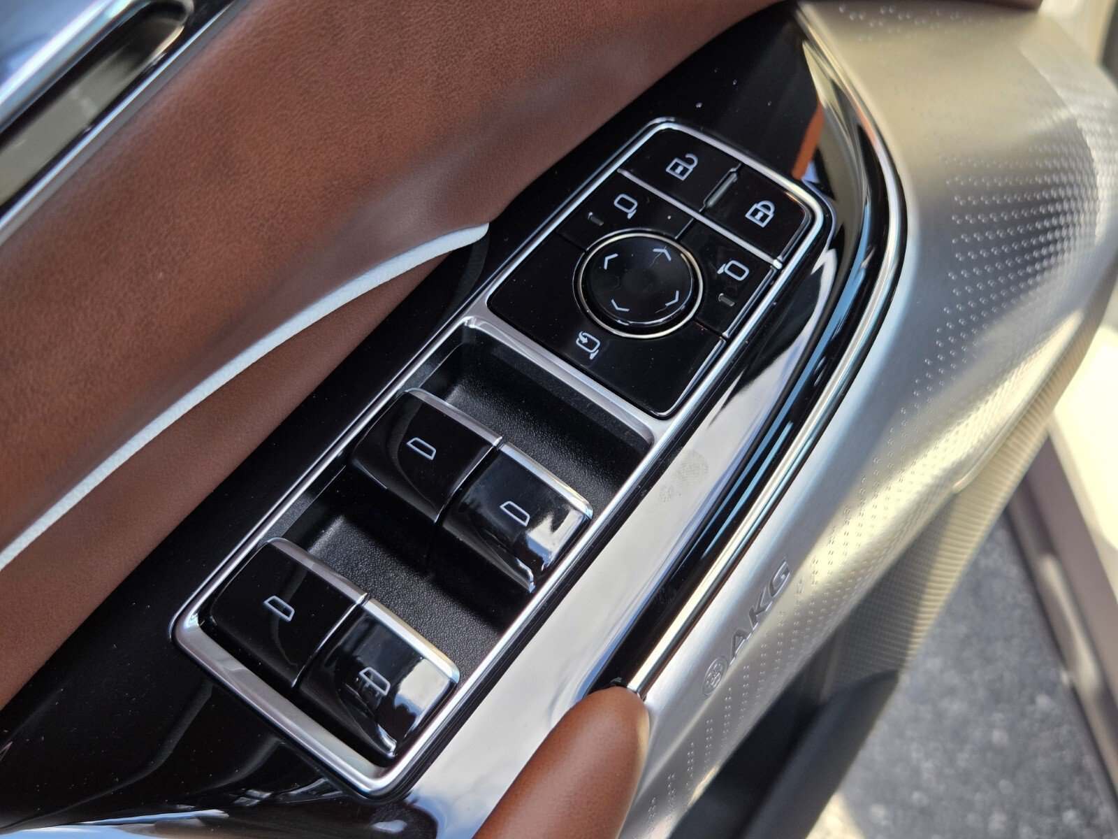 2027 Cadillac LYRIQ Signature Sport - Photo 20