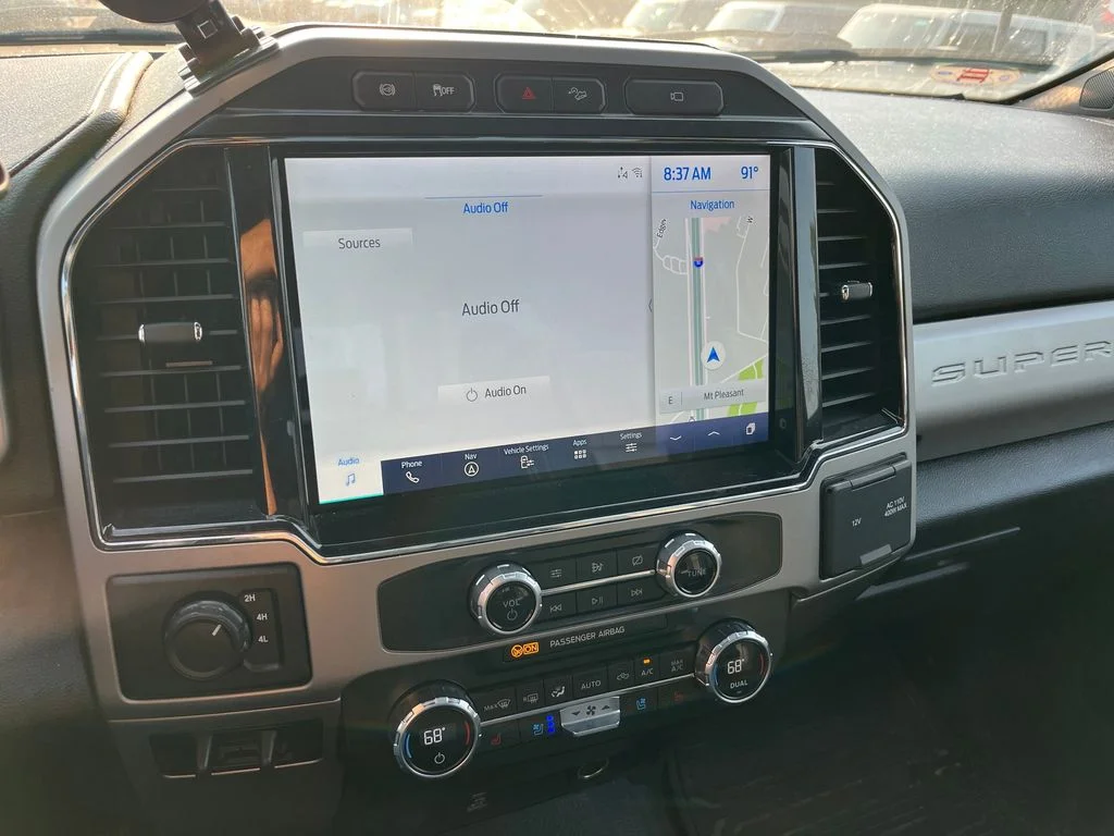 Used 2022 Agate Black Metallic Ford Lariat image 13