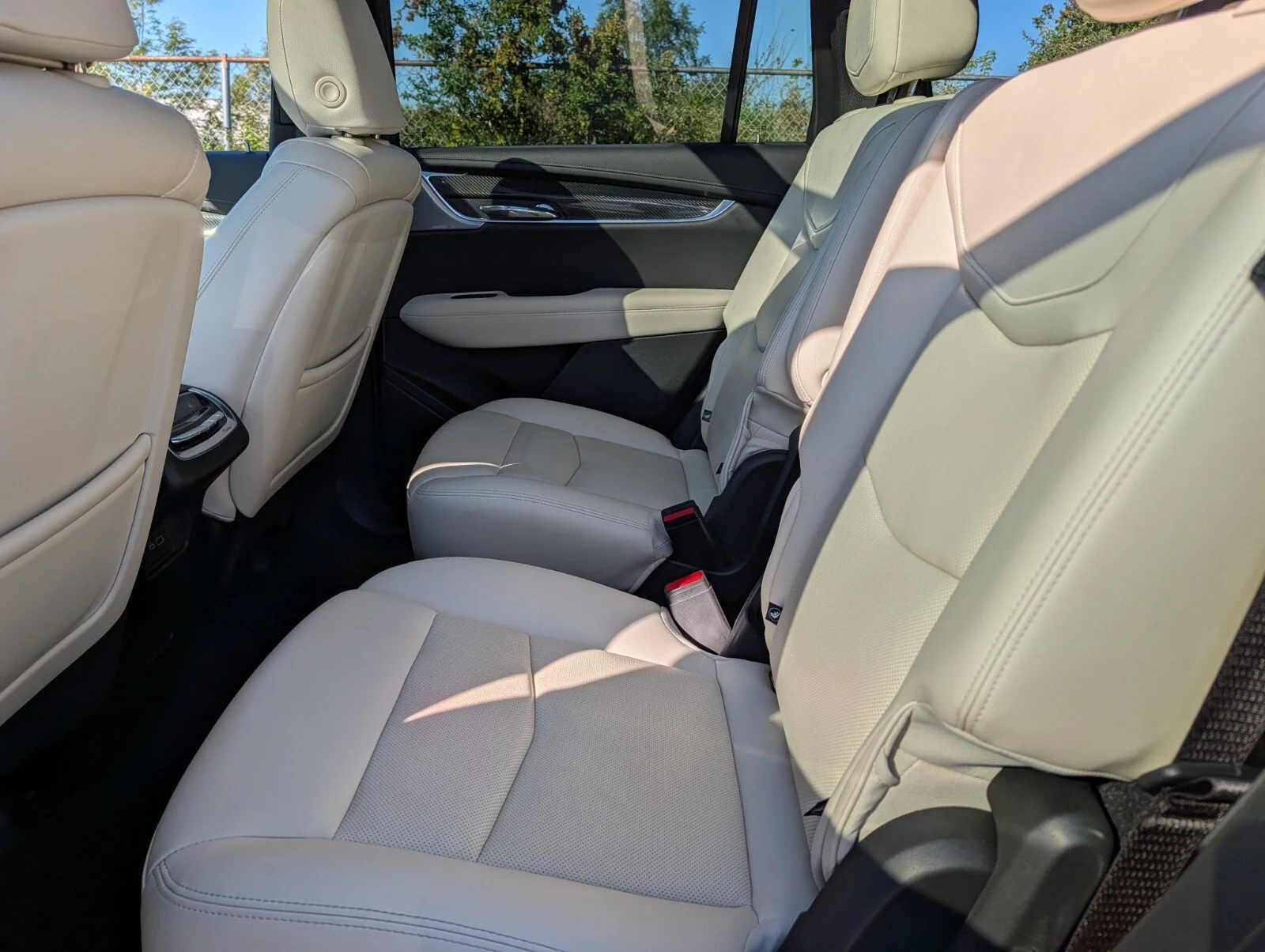 2023 Cadillac XT6 Sport - Photo 30