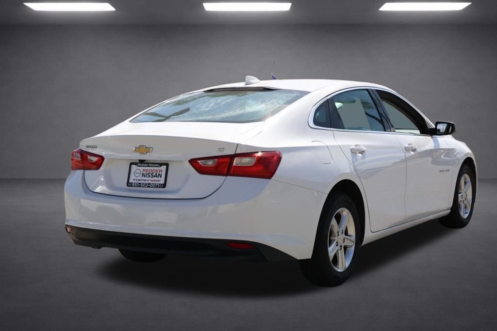 Used 2023 White Chevrolet LT image 3