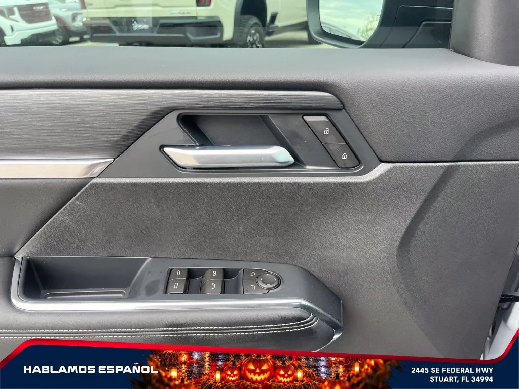 New 2026 Glacier White Tricoat GMC Elevation image 23