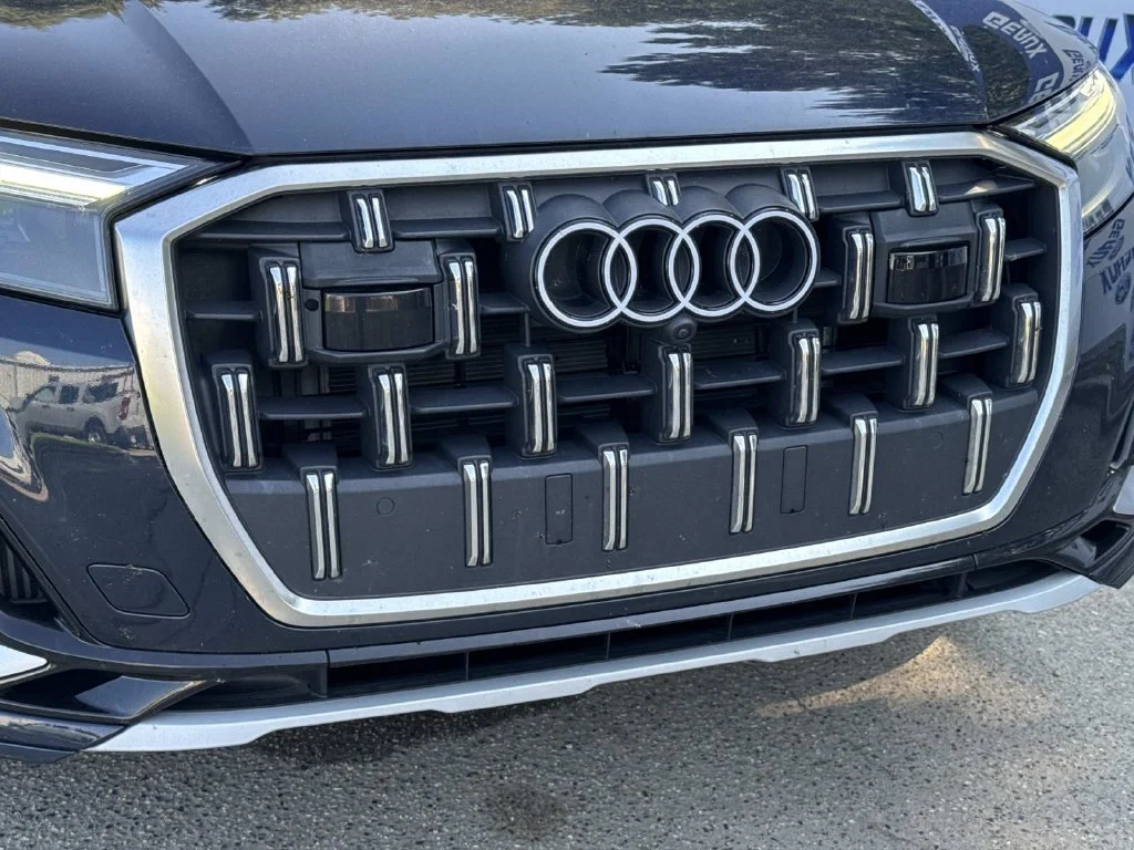 Used 2025 Black Audi 55 Premium Plus image 4