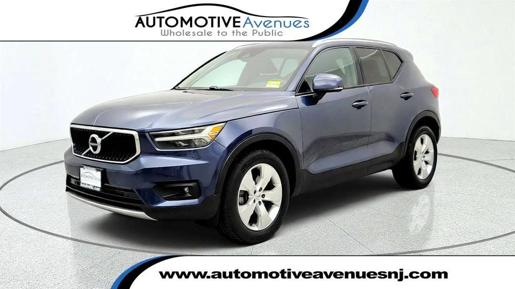 2021 Volvo XC40