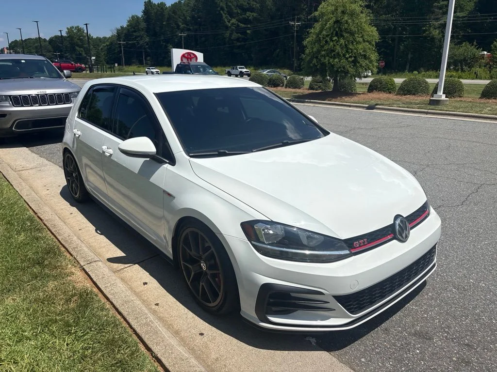 Used 2019  Volkswagen 2.0T S image 5