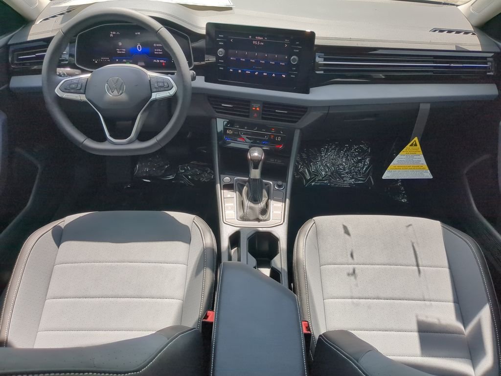 New 2026 Black Volkswagen 1.5T SE image 11