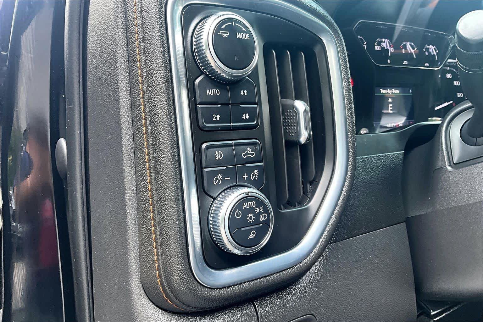 Used 2021 Onyx Black GMC AT4 image 32