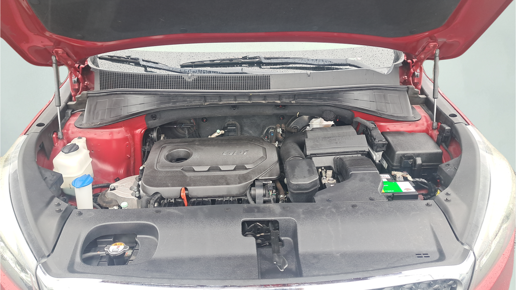 Used 2018 Red Kia LX image 27