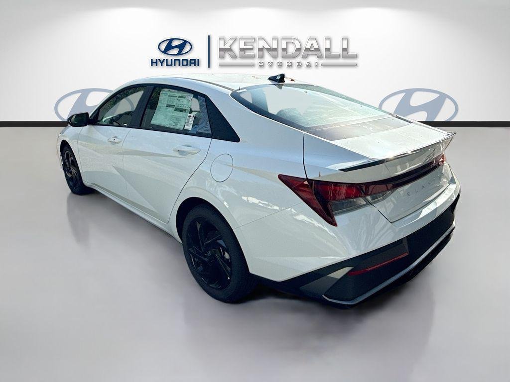 New 2026 Serenity White Hyundai SEL Sport image 4