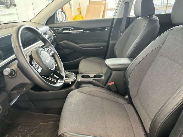 Used 2025 Blue Kia S image 15