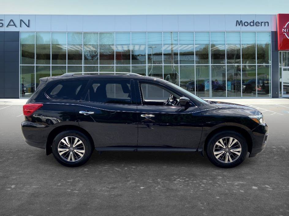 Used 2017 Magnetic Black Metallic Nissan S image 4