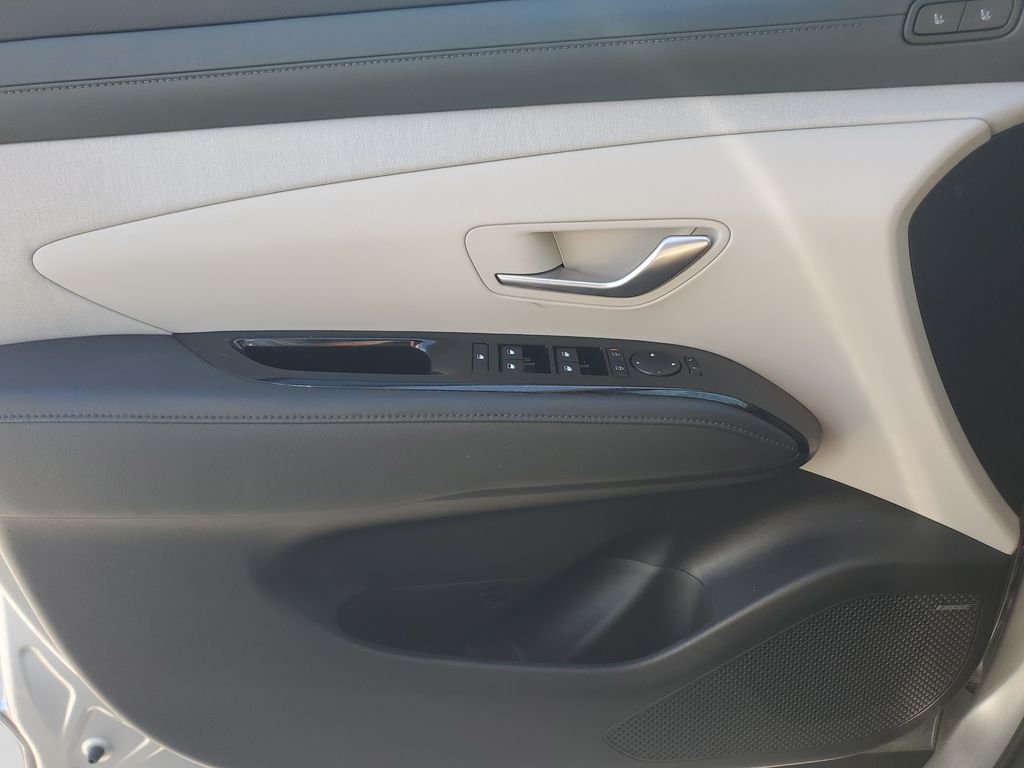 2025 Hyundai Tucson Limited - Photo 20