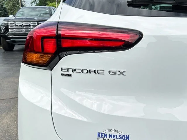 New 2026 Summit White Buick Preferred image 10