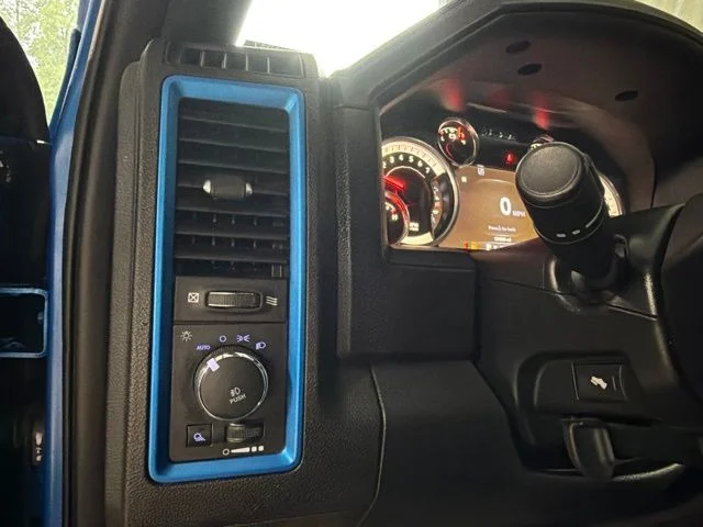Used 2018 Blue Ram Sport image 28
