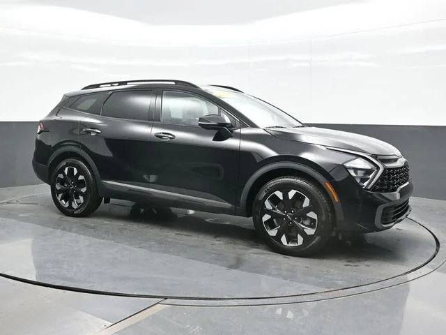 Used 2023 Black Kia X-Line image 7