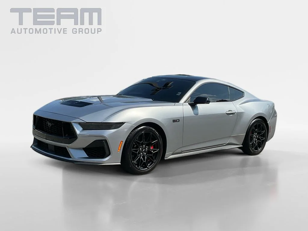 Used 2024 Silver Ford GT Premium image 3