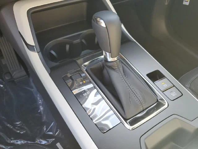 New 2026 Rhodium White Metallic Mazda 2.5 S Preferred AWD image 9