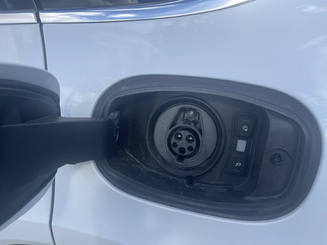 Used 2019 White Porsche E-Hybrid image 17