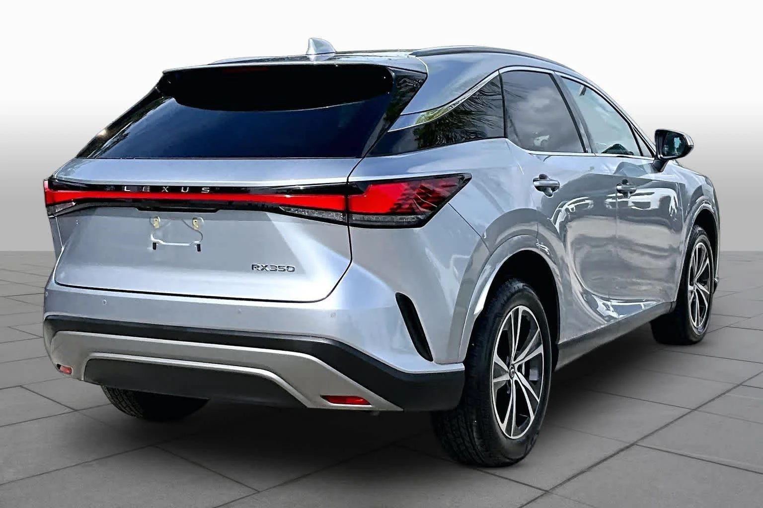 Used 2024 Iridium Lexus Premium image 13