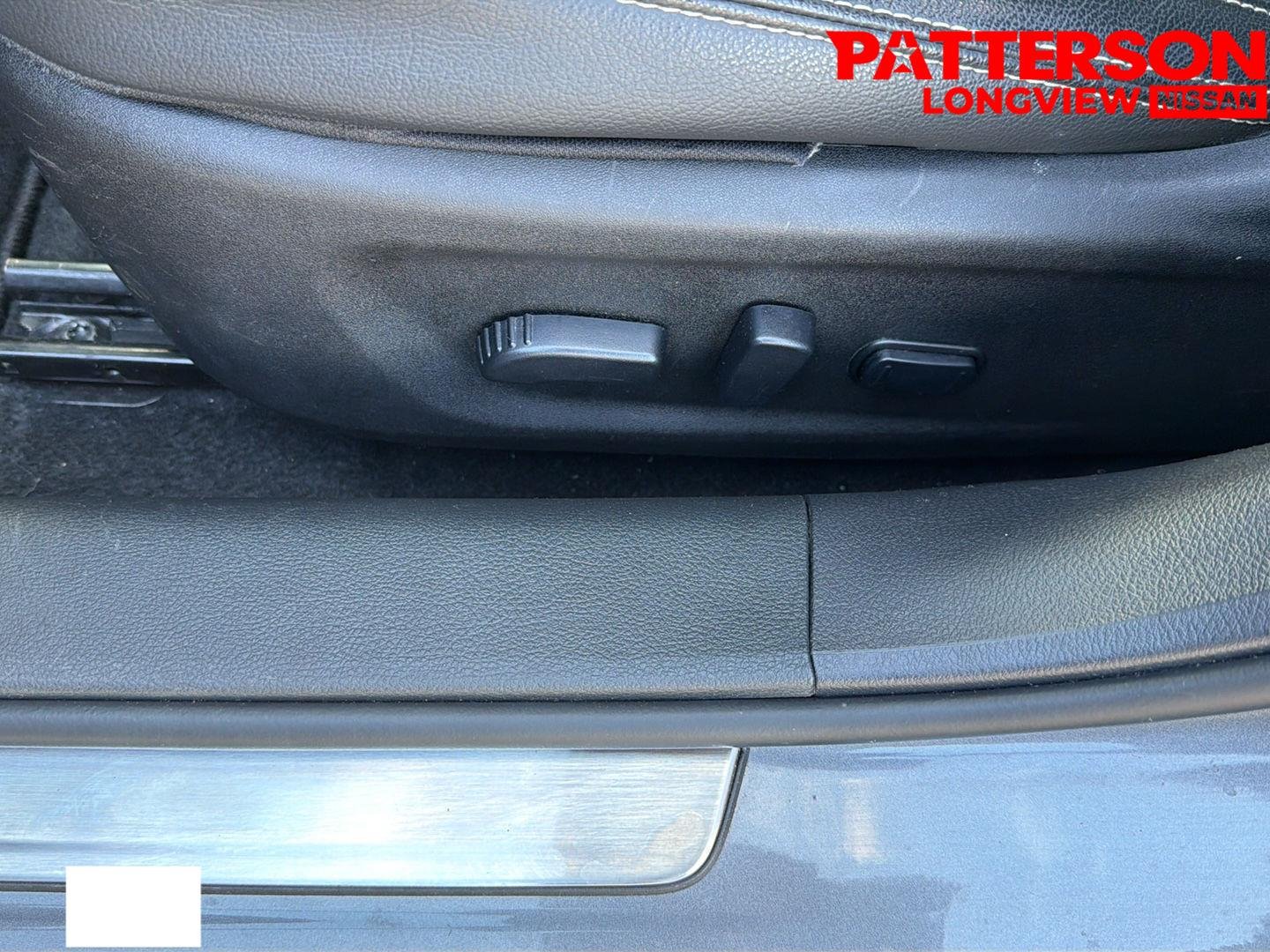 Used 2025 Gun Metallic Nissan SL image 19