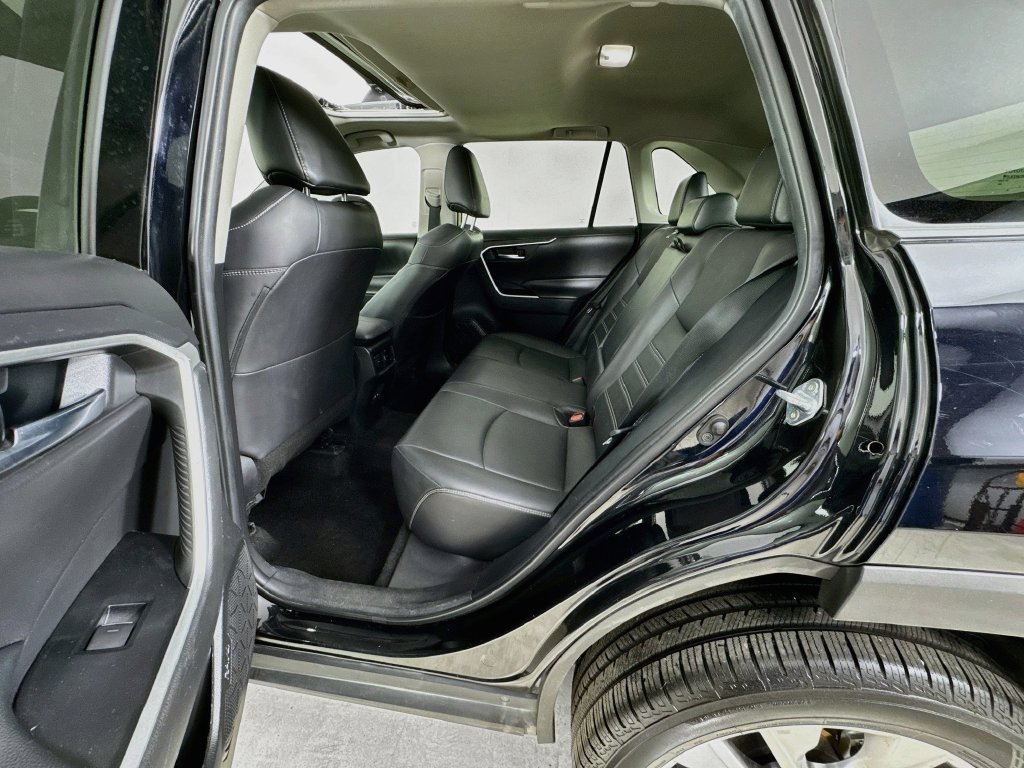 2022 Toyota RAV4 XLE Premium - Photo 27