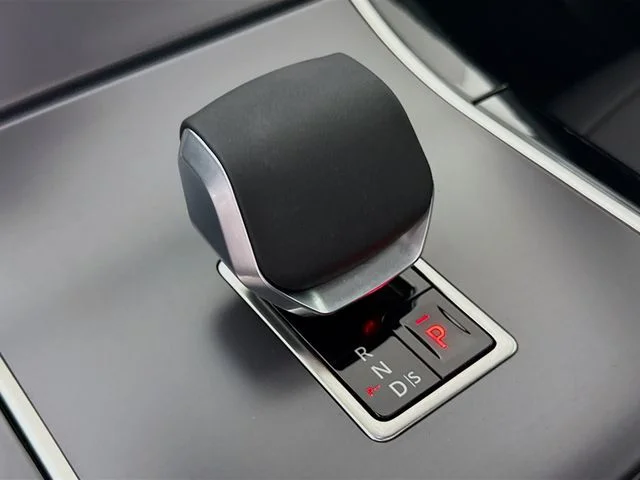 Certified Used 2026 White Land Rover S image 19