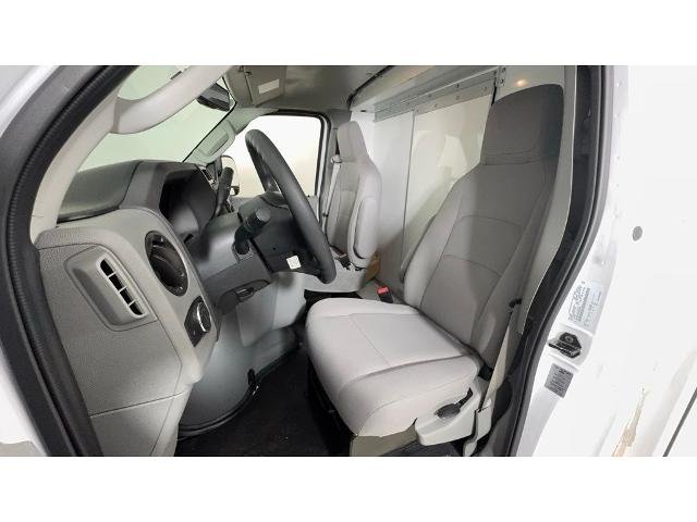 2025 Ford E-Series Cutaway Base - Photo 45