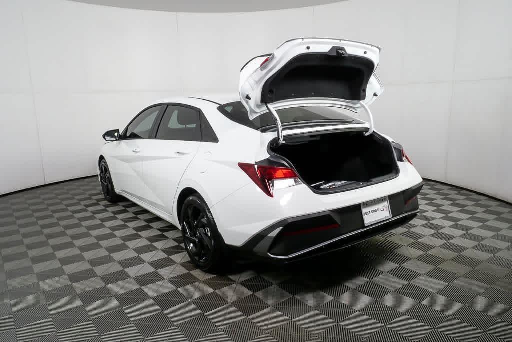 New 2026 Serenity White Hyundai SEL Sport image 41