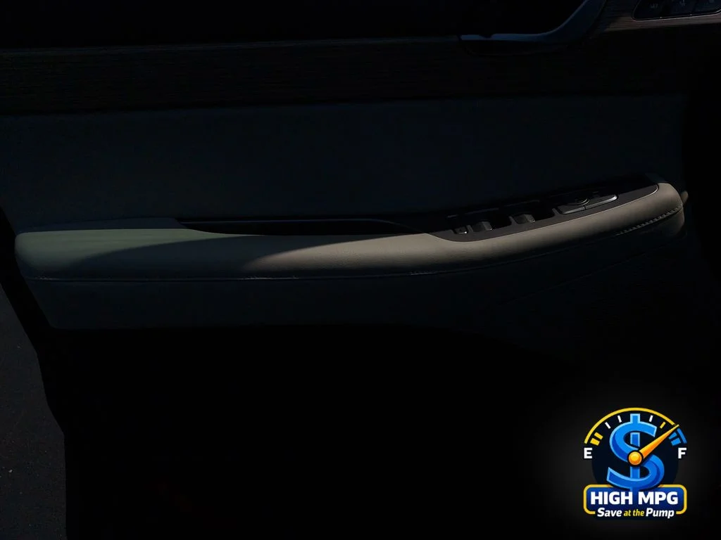 Used 2022 Black Hyundai SEL image 29