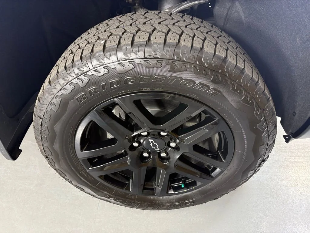 New 2026 Summit White Chevrolet LT Trail Boss image 12