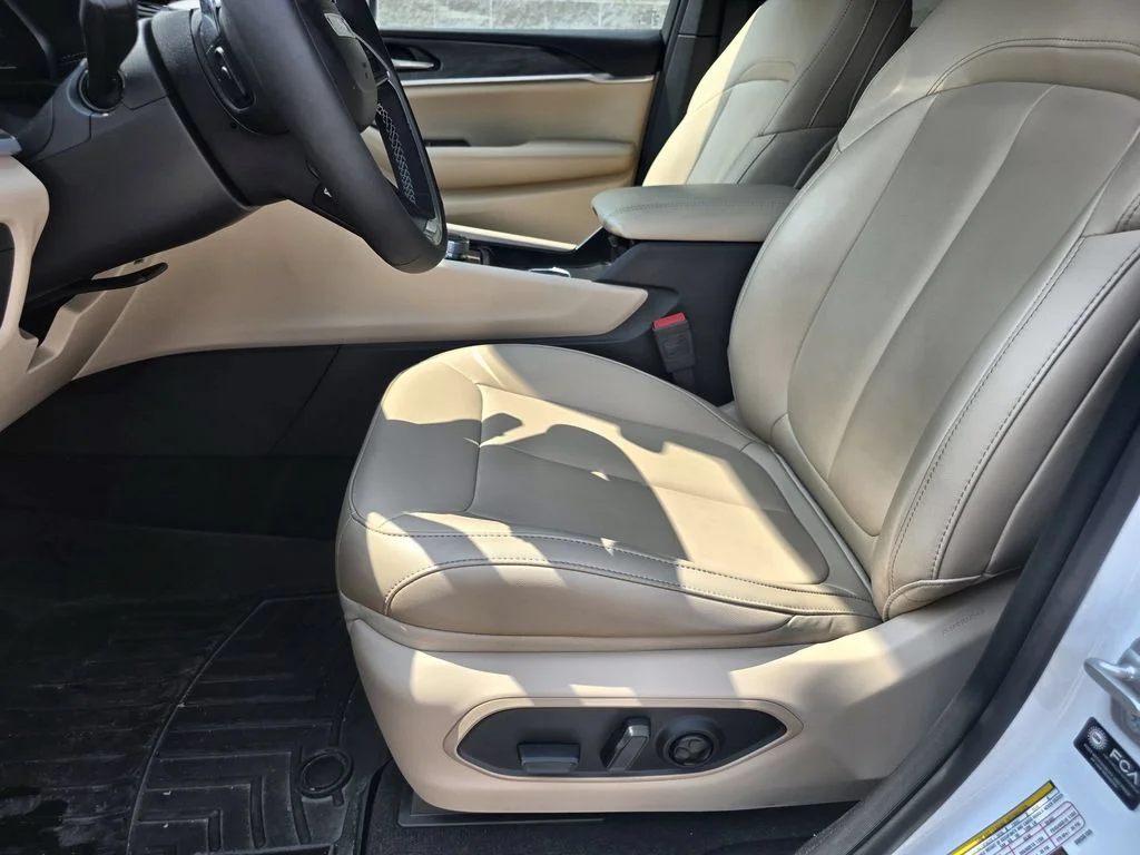 2025 Jeep Grand Cherokee L Limited - Photo 20
