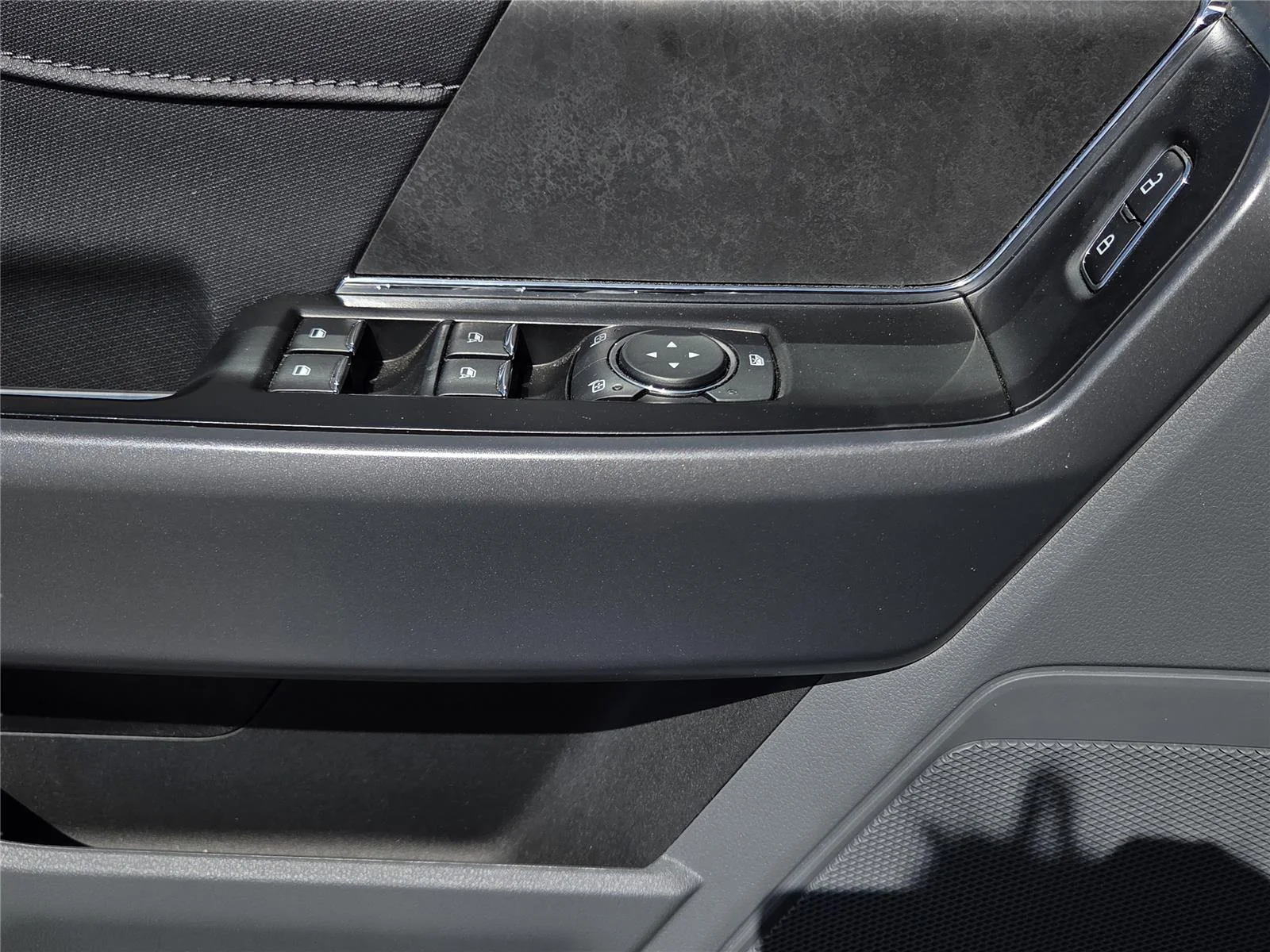 Used 2024 Agate Black Ford XLT image 19