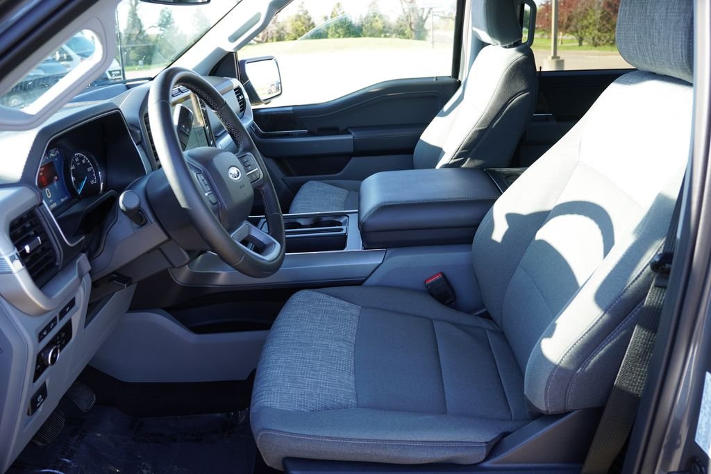 Used 2023 Gray Ford XLT image 16