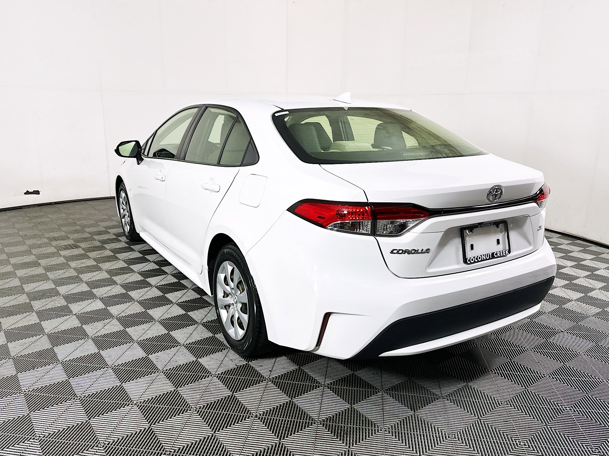 2022 Toyota Corolla thumbnail 7