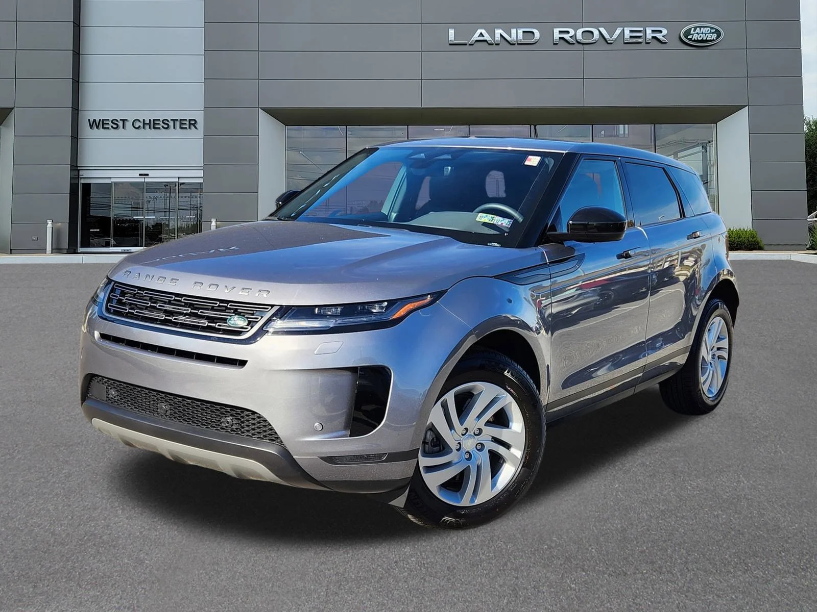 2026 Land Rover Range Rover Evoque S's photo