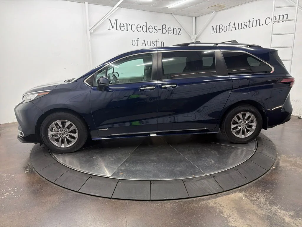 Used 2021 Blue Toyota XLE image 4