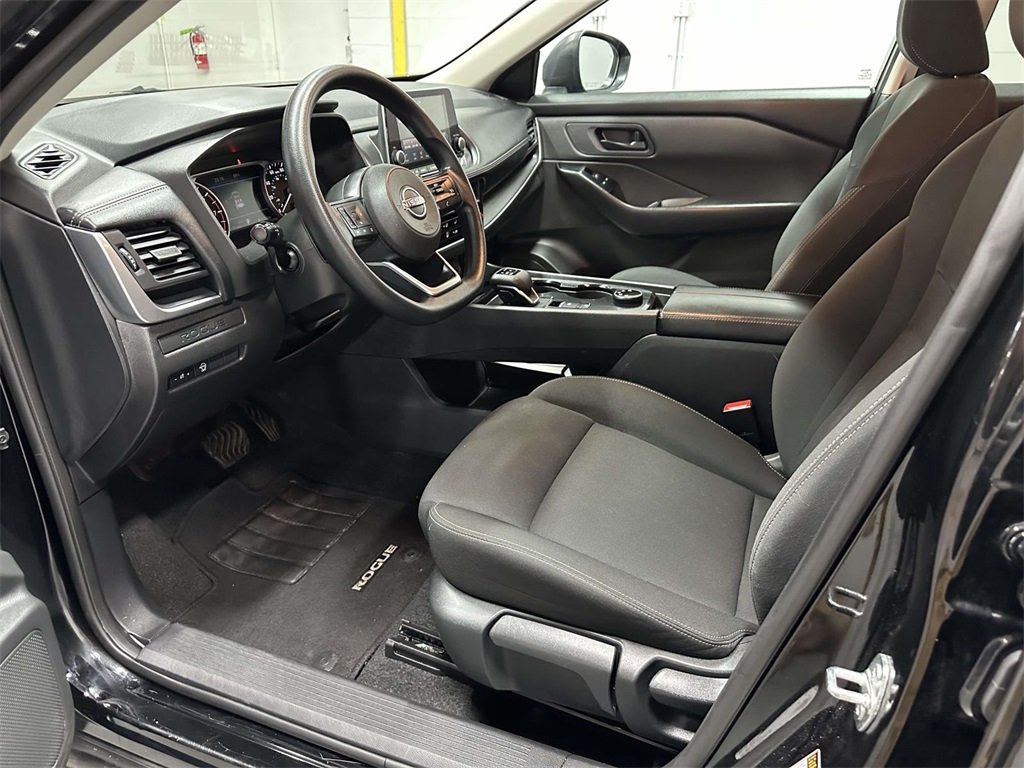 2024 Nissan Rogue S AWD photo 4