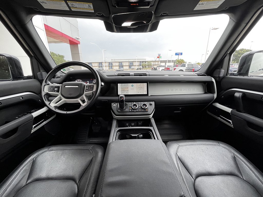 Used 2023 Eiger Grey Metallic Land Rover 110 S image 11