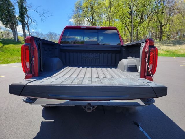Used 2022 Red GMC SLT image 24