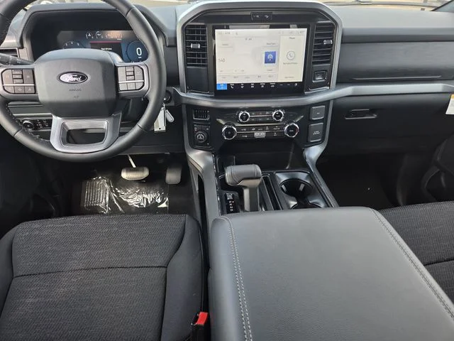 New 2026 White Ford XLT image 5