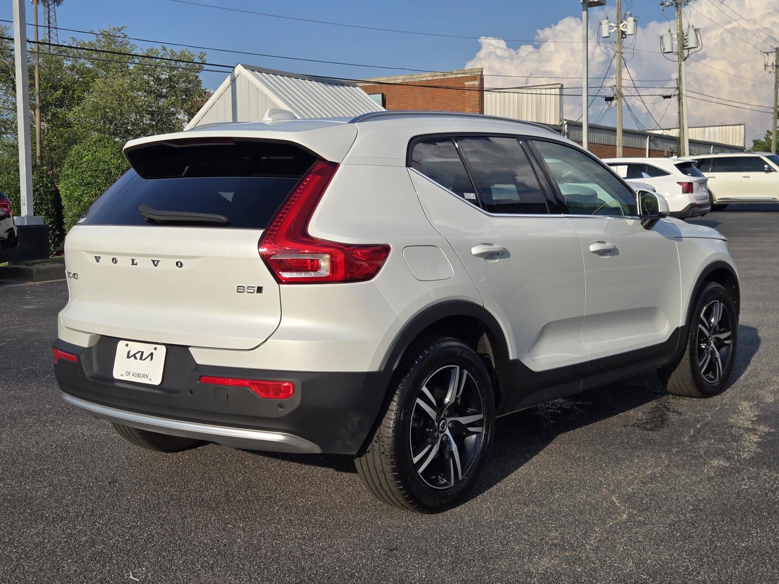 2025 Volvo XC40 Core - Photo 7