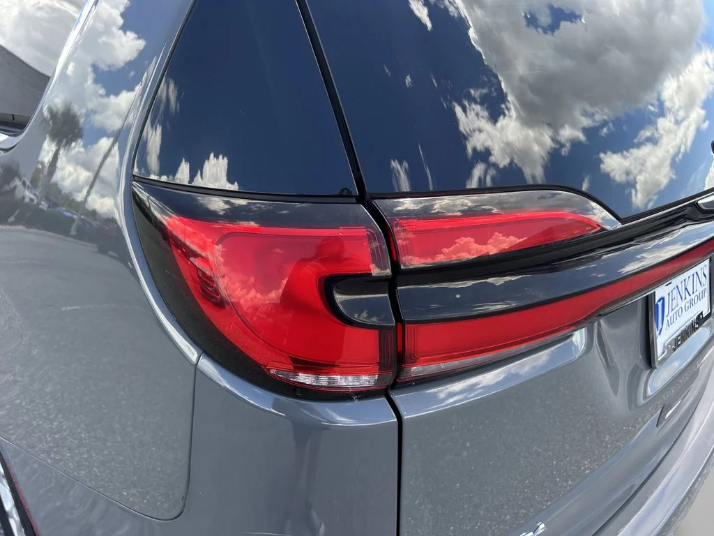 Used 2021 White Chrysler Touring L image 14