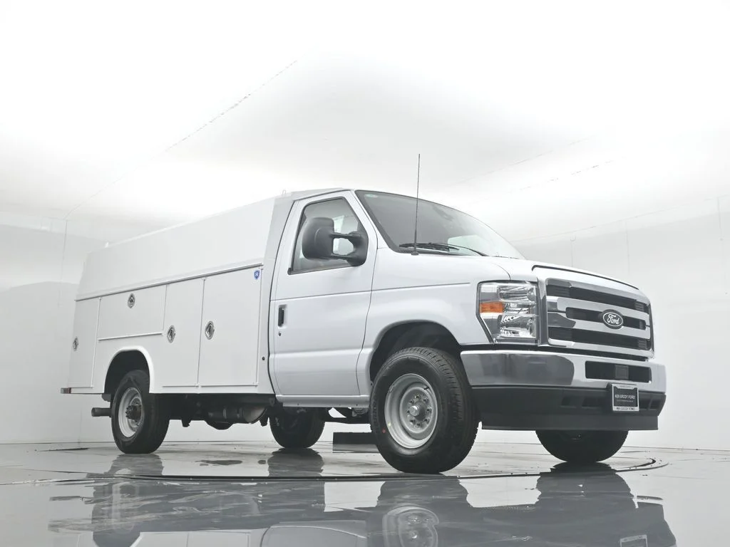 New 2026 White Ford Base image 81