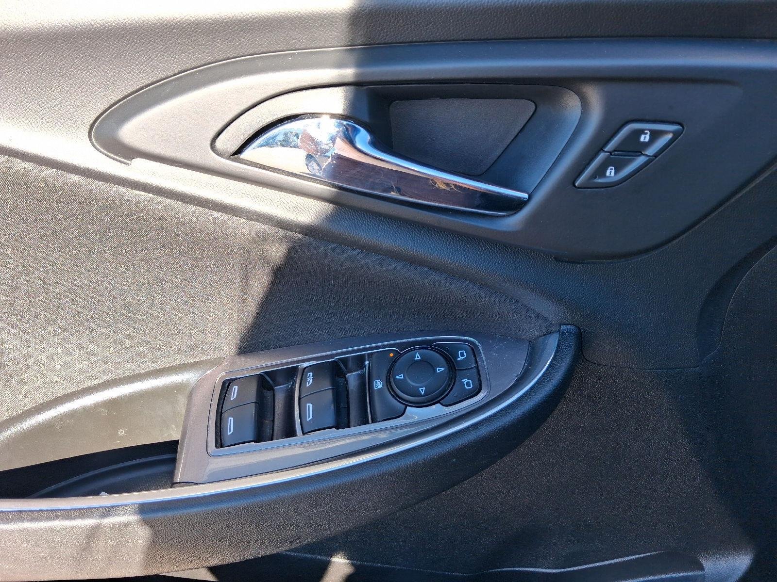 Used 2021 Shadow Gray Metallic Chevrolet LT image 17