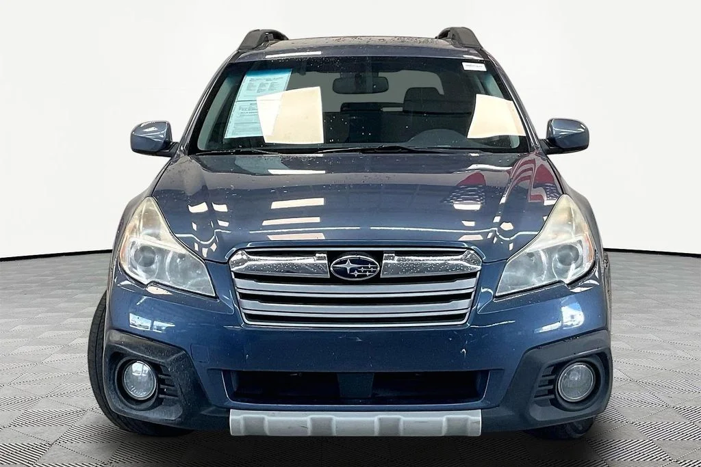 Used 2014 Twilight Blue Subaru 2.5i image 2