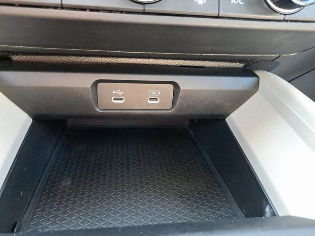 Used 2024  Honda LX image 19