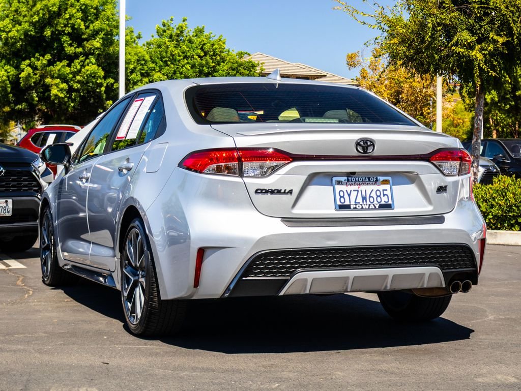 Used 2022 Silver Toyota SE image 8