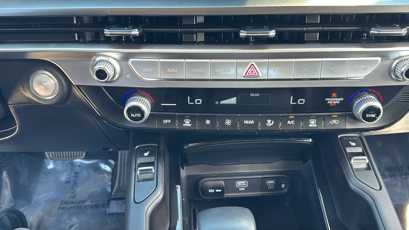 Used 2025 Green Kia S image 27