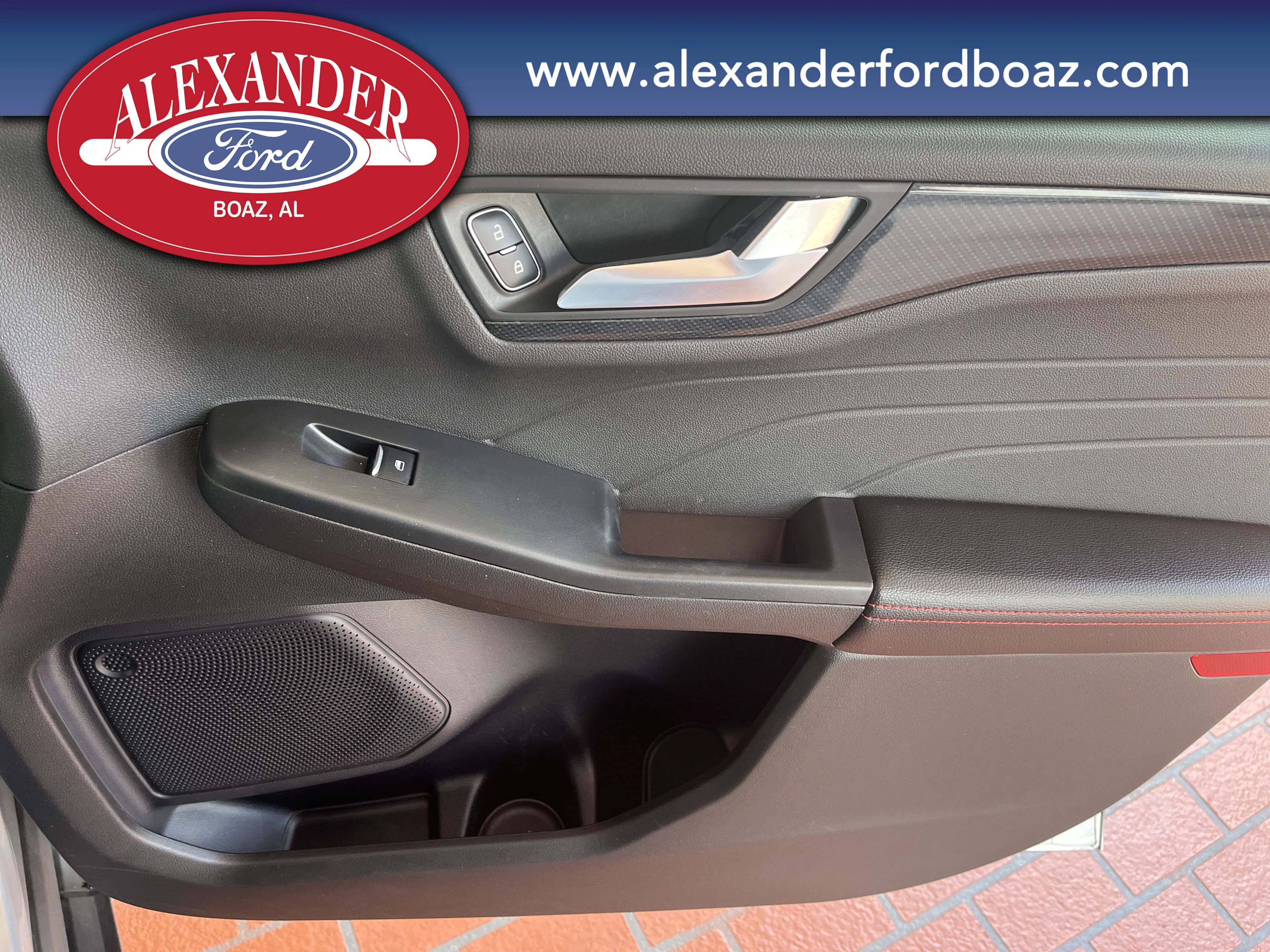 2024 Ford Escape ST-Line - Photo 15