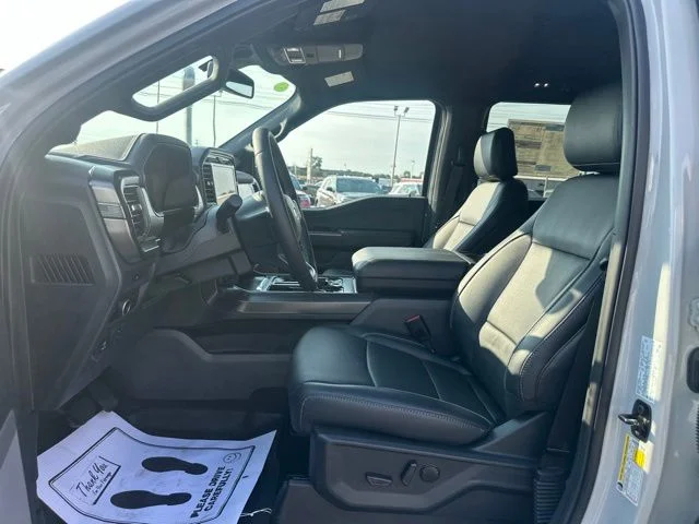 New 2026 Avalanche Ford Lariat® image 32